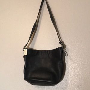 Coach classic shoulder bag black, silver hardware Y2K